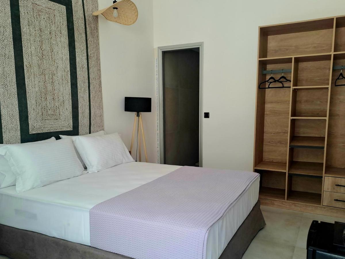 Beach Hotel Kapahi Пефкари Экстерьер фото