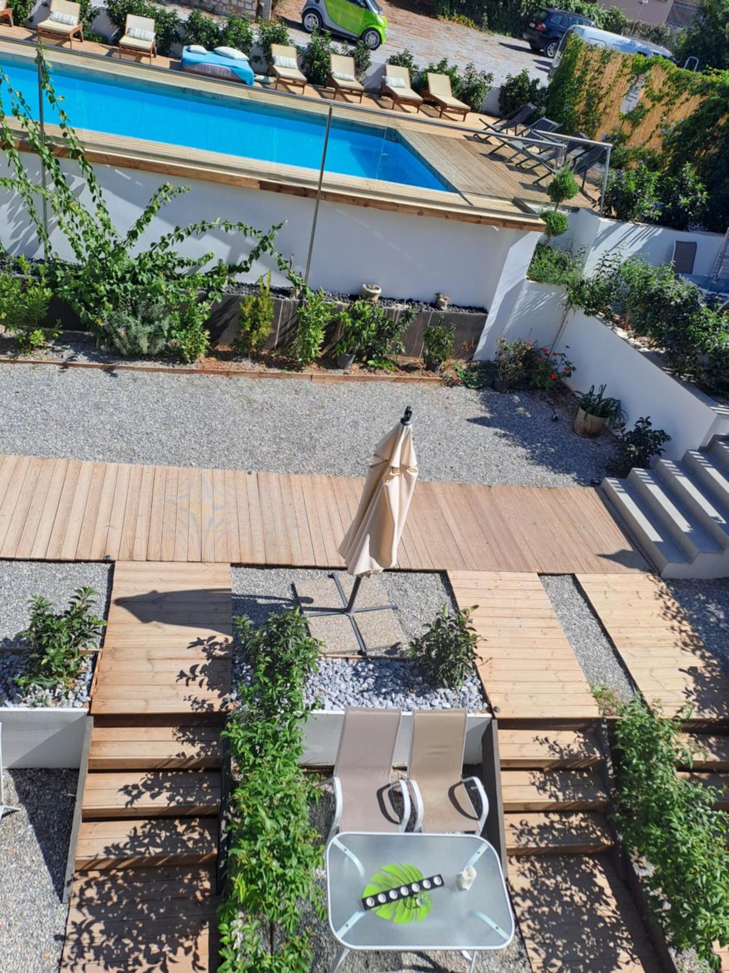 Beach Hotel Kapahi Пефкари Экстерьер фото